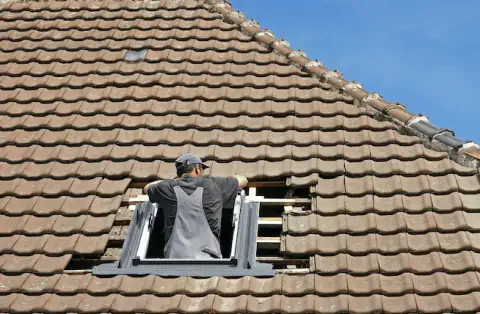 Pose de velux - Vallon-Pont-d'Arc